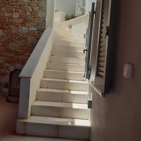 Apartment Sweet Habit A Ermoupoli